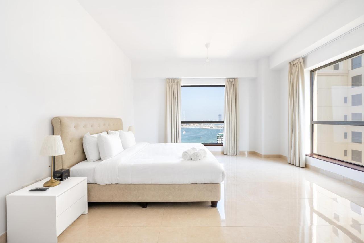Deluxe Retreat In Jbr - Million Dollar View - Balcony Appartement
